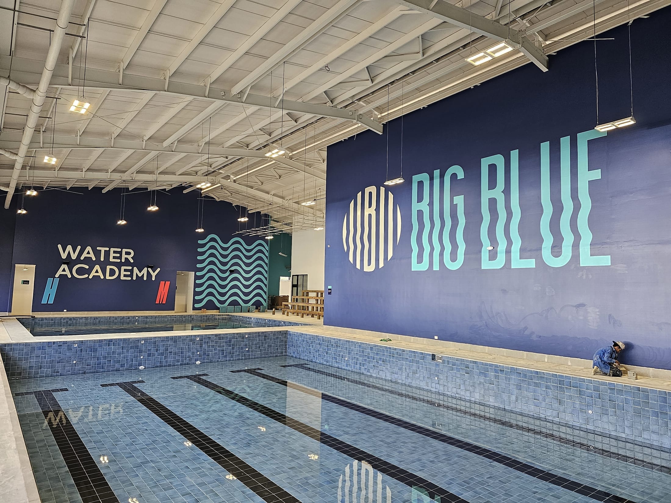 Vista panorámica de rotulación y aplicación especializada en Water Academy